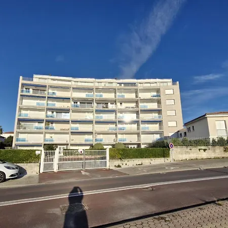 Appartement Royan - Un Réveil Face à La Pour Ce Au Charme Rustique - Du Pigeonnier *