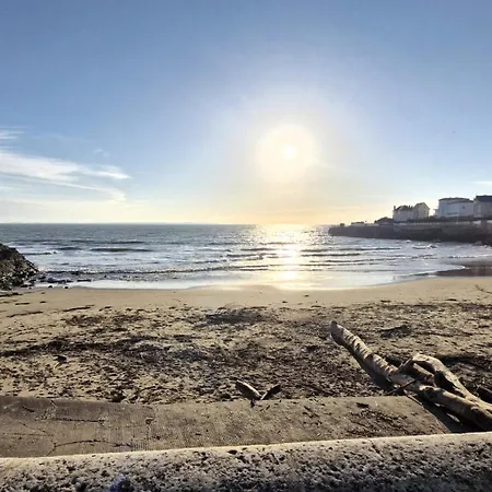 Appartement Royan - Un Réveil Face à La Pour Ce Au Charme Rustique - Du Pigeonnier *
